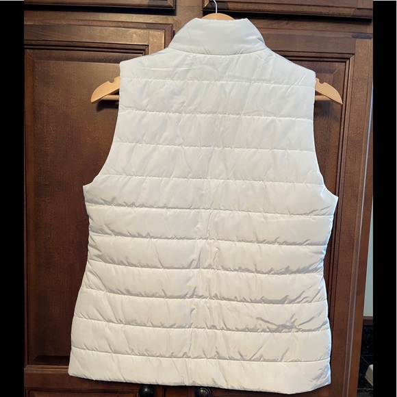 Michael Kors Ivory Puffer Vest, Small, NWT - Picture 2 of 6
